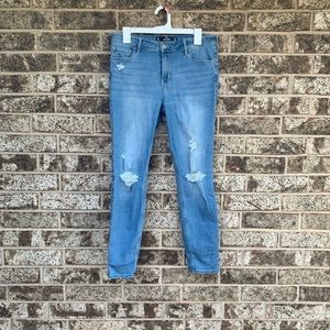 Holister Mid-Rise Crop Super Skinny